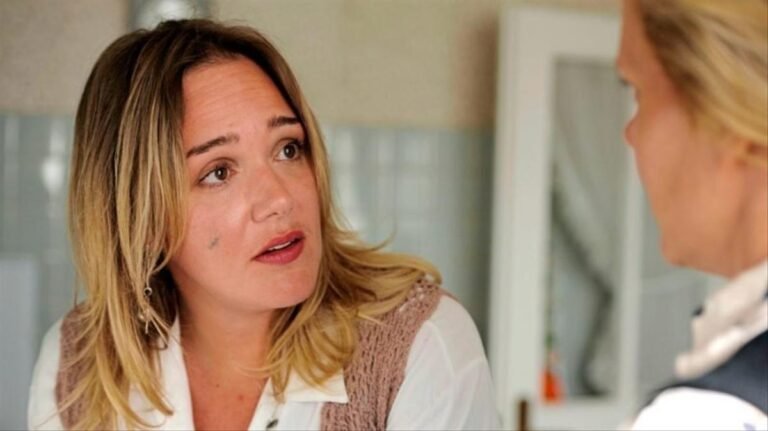 Alwara Höfels Narbe: Natürlichkeit statt Perfektion